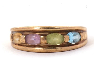 Lot 77 - A 9ct multi gemset ring, with topaz, peridot,...