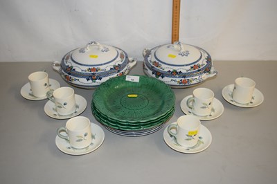 Lot 10 - Six Wedgwood Woodbury coffee cans and saucers...