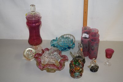 Lot 23 - Mixed Lot: Various glass ashtrays, cranberry...