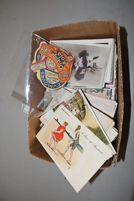 Lot 63 - Box of various assorted postcards