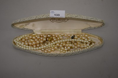 Lot 133 - Quantity of faux pearls