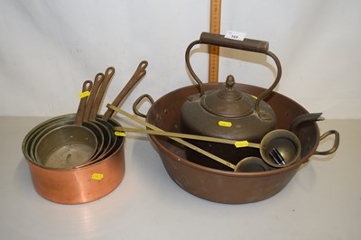 Lot 169 - Quantity of assorted copper wares