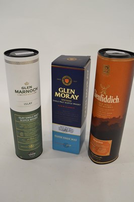 Lot 215 - Whisky: to include Glenfiddich Rich Oak, Glen...