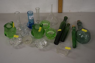 Lot 205 - Quantity of glass wares including a glass eye...