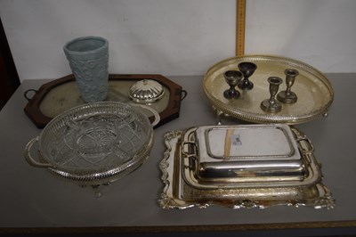 Lot 226 - A plated serving tureen and cover with tray,...