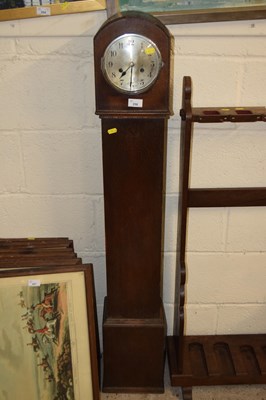 Lot 258 - A grandmother clock