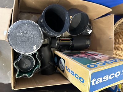 Lot 664 - Box containing various including boxed Tasco...