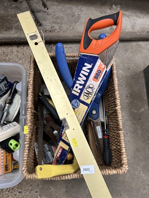 Lot 1023 - Mixed box of shed clearance items to include...