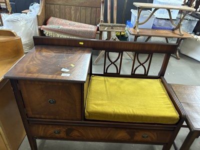 Lot 815 - Telephone table