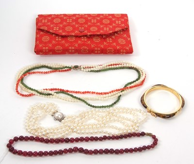 Lot 316 - Mixed jewellery include a three strand...