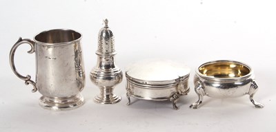 Lot 58 - Mixed Lot: George II silver cauldron salt...