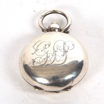 Lot 108 - An Edwardian silver sovereign case, engraved...