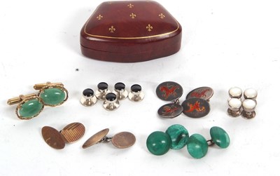 Lot 113 - Mixed Lot: Vintage cufflinks to include...