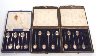 Lot 190 - Mixed Lot: Cased set of six silver bean end...