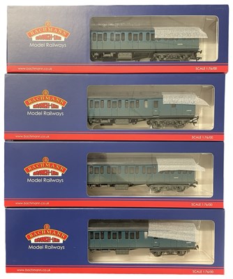 Lot 9 - 4 x boxed Bachmann 00 gauge corridors, to...