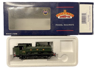 Lot 13 - A boxed Bachmann 00 guage 32-213DC 5700...