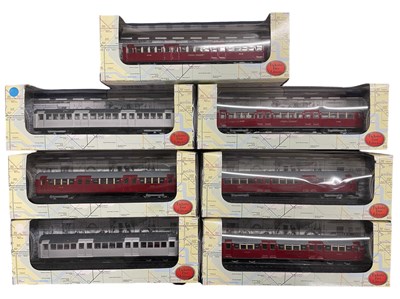 Lot 66 - 7 x boxed Exclusive First Edition London Tube...