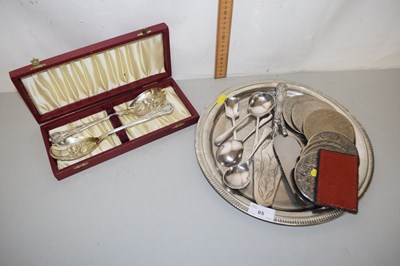 Lot 65 - Mixed Lot: Various silver plated wares to...