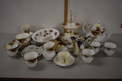 Lot 183 - Quantity of Royal Albert Old Country Rose tea...