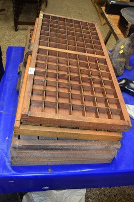 Lot 195 - Five vintage printers trays