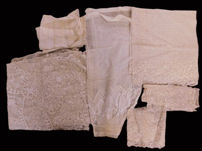 Lot 6 - A quantity of assorted lace, to include a pair...