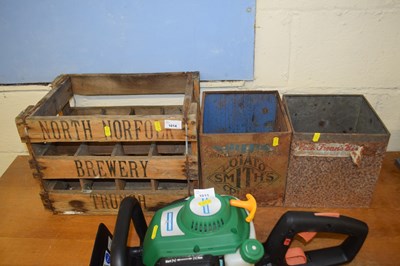 Lot 1014 - Mixed lot to include vintage wooden crate and...