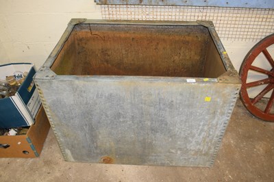 Lot 1017 - Galvanised water tank