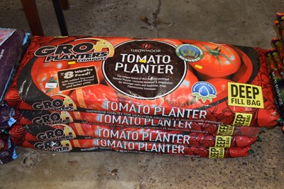 Lot 1044 - Four grow more tomato planter bags