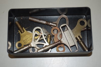 Lot 100 - Box of clock keys