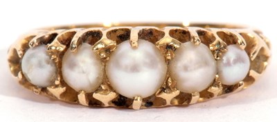 Lot 1 - Antique grey pearl ring featuring five...