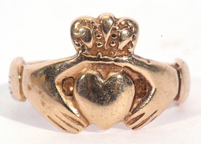 Lot 3 - 9ct gold claddagh ring, London 1960, 5.3gms,...