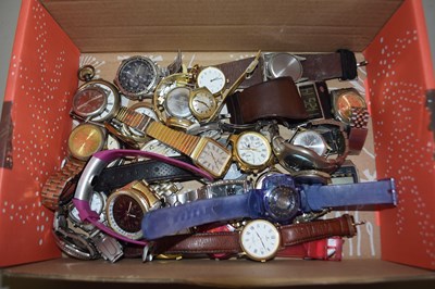 Lot 126 - Box of assorted wristwatches