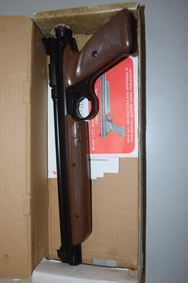 Lot 143 - Crosman air pistol