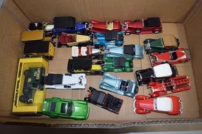 Lot 163 - Box of various Matchbox toy vehicles