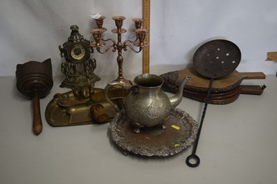 Lot 170 - Mixed Lot: Small brass mantel clock,...