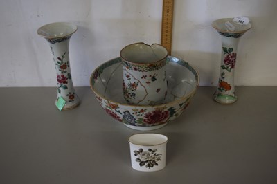 Lot 182 - Group lot of Chinese circular footed bowl...