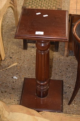 Lot 302 - A hardwood plant stand