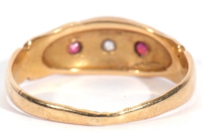 Lot 34 - Antique 18ct gold diamond and ruby ring...