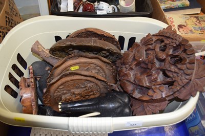 Lot 523 - Mixed Lot: Assorted hardwood carvings to...