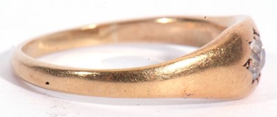 Lot 49 - Antique 18ct gold single stone diamond ring,...