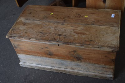 Lot 734 - Pine blanket box