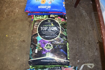 Lot 1078 - Five bags of Grow More graded top soil