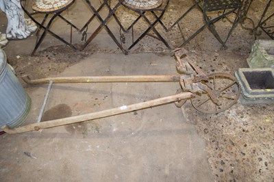 Lot 1095 - Vintage push hoe