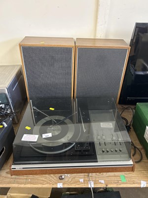 Lot 669 - Vintage KB1250 stereo with speakers