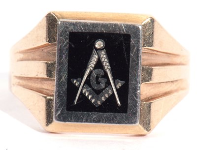 Lot 81 - Masonic ring, the rectangular black onyx panel...