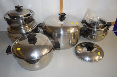 Lot 12 - A quantity of stainless steel saucepans