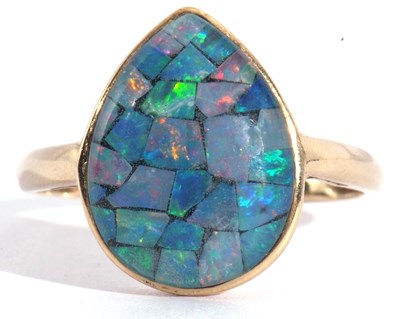 Lot 107 - Modern 9ct gold composite opal triplet of pear...