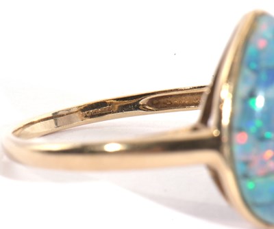 Lot 107 - Modern 9ct gold composite opal triplet of pear...