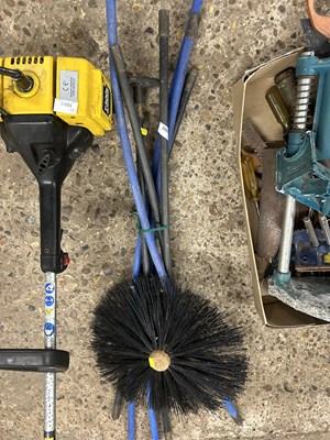 Lot 1092 - Mixed lot of drain rods together with a...