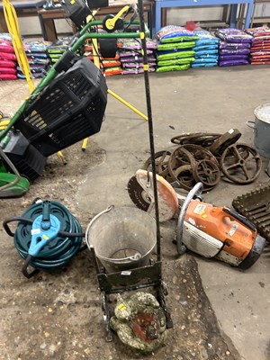 Lot 1097 - Mixed lot to include galvanised bucket, boot...